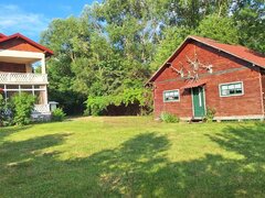 Vila de vanzare cu 6 camere si teren de 5116 mp in Cornu, Prahova